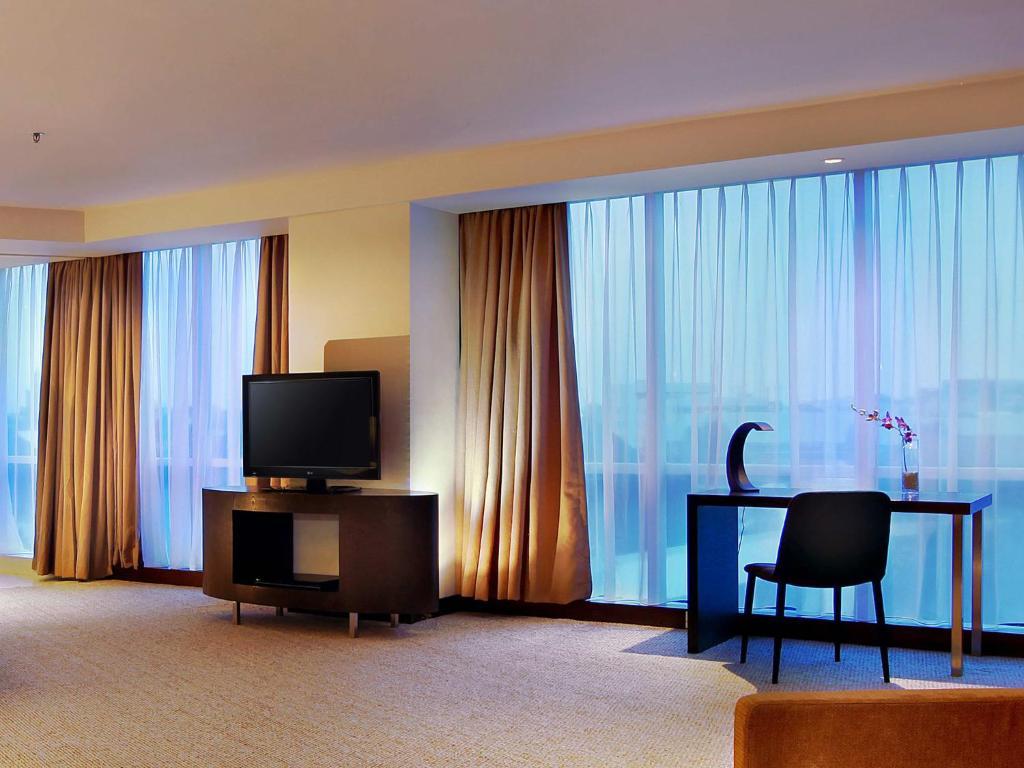 Aston Makassar Hotel & Convention Center Ngoại thất bức ảnh