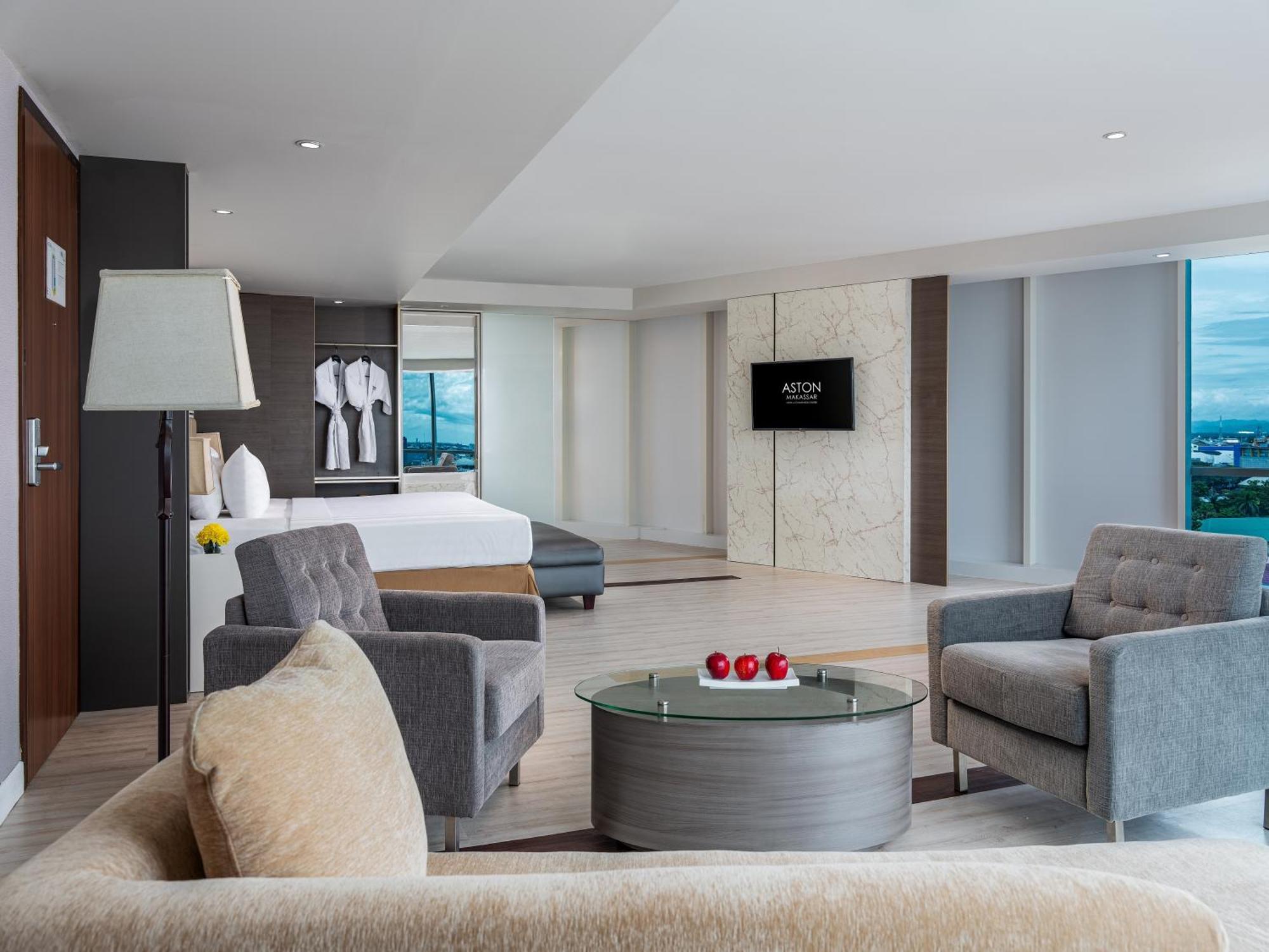 Aston Makassar Hotel & Convention Center Ngoại thất bức ảnh