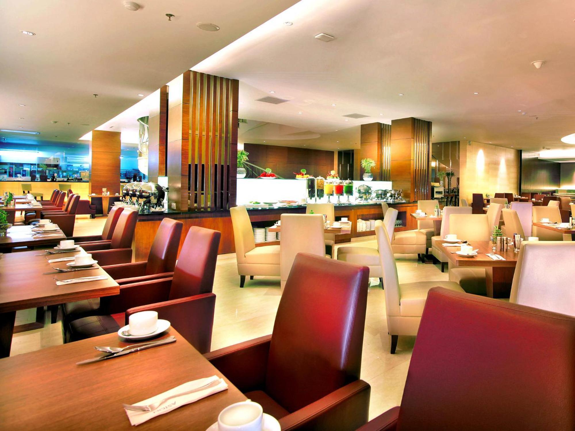 Aston Makassar Hotel & Convention Center Ngoại thất bức ảnh