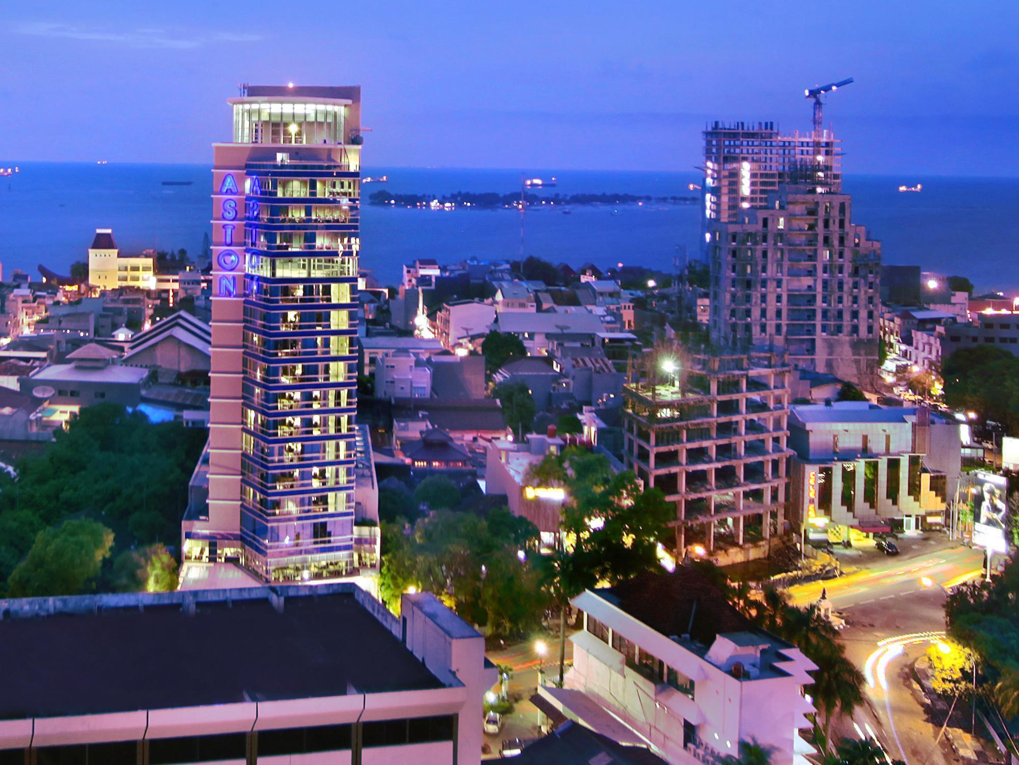 Aston Makassar Hotel & Convention Center Ngoại thất bức ảnh