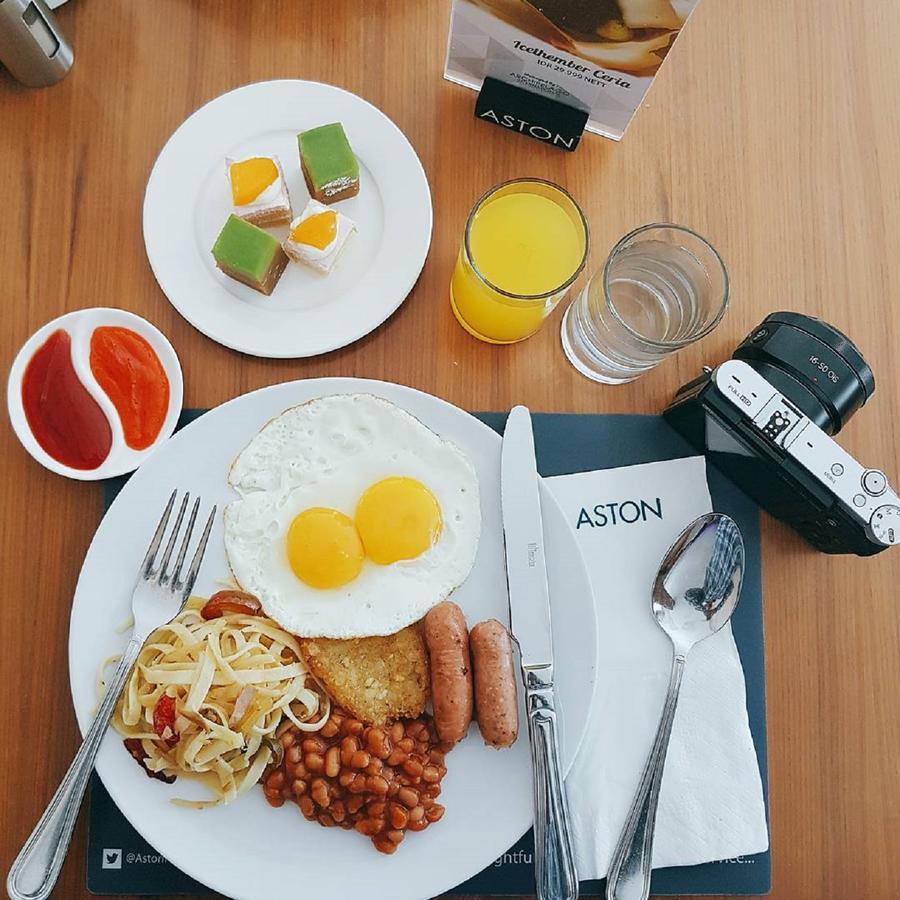 Aston Makassar Hotel & Convention Center Ngoại thất bức ảnh