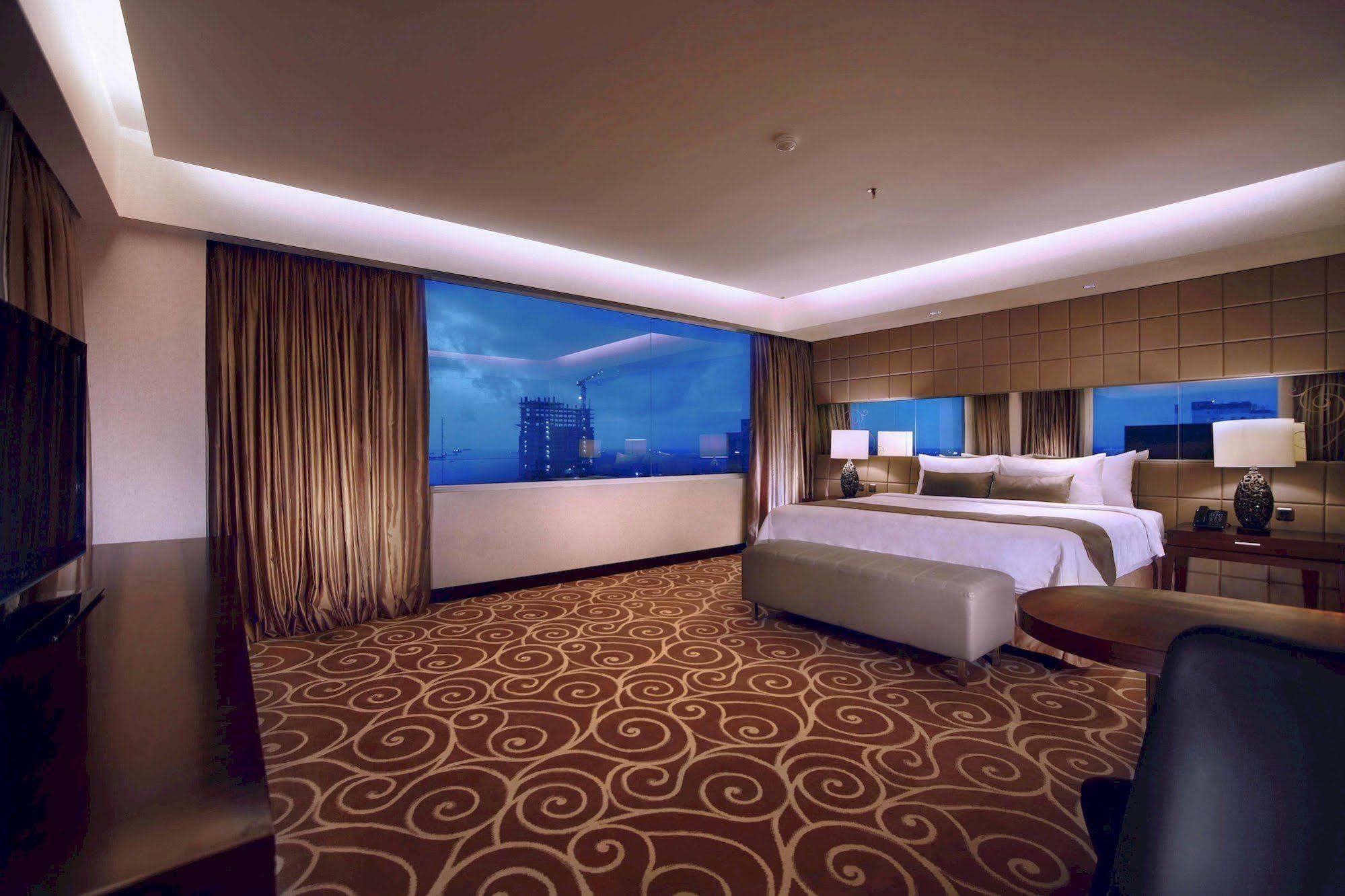 Aston Makassar Hotel & Convention Center Ngoại thất bức ảnh